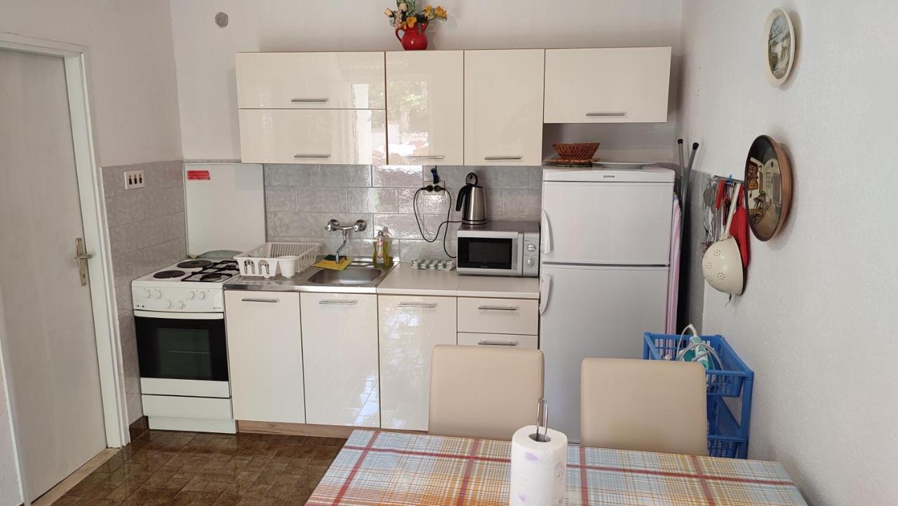 Apartmani Vinko בול מראה חיצוני תמונה
