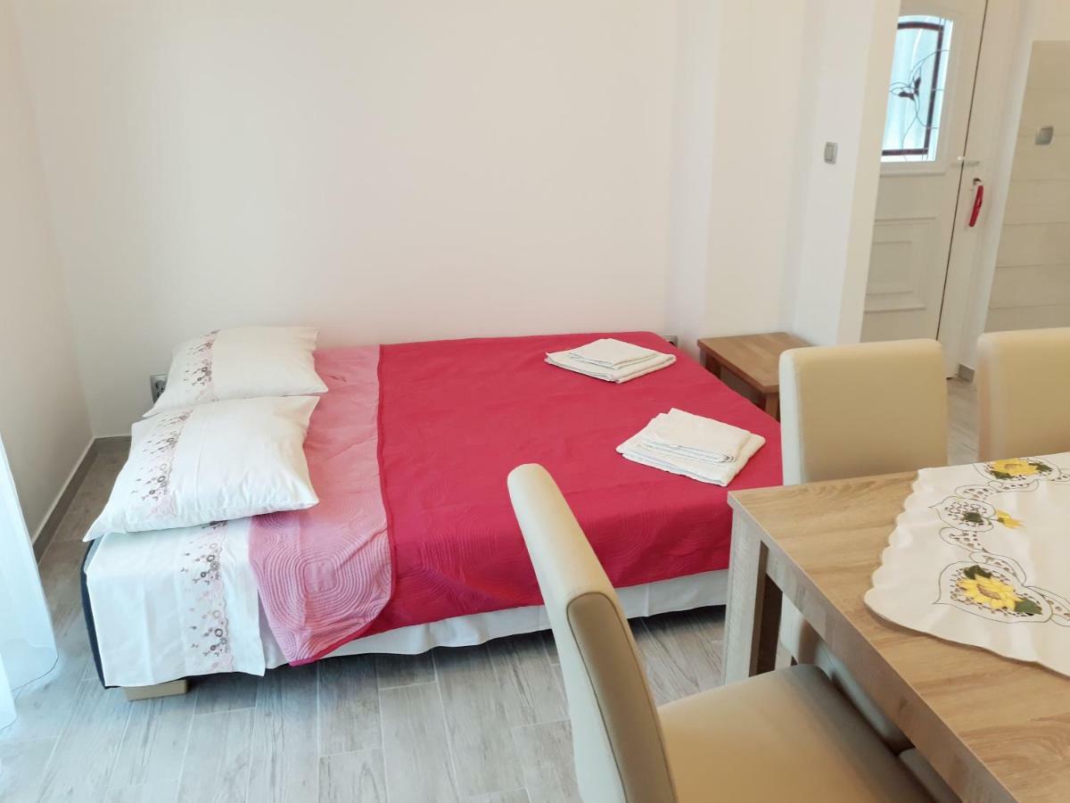 Apartmani Vinko בול מראה חיצוני תמונה